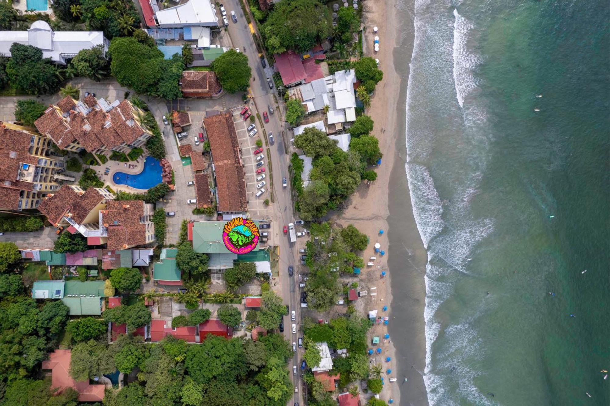 Hotel Iguana Surf Camp à Tamarindo Extérieur photo