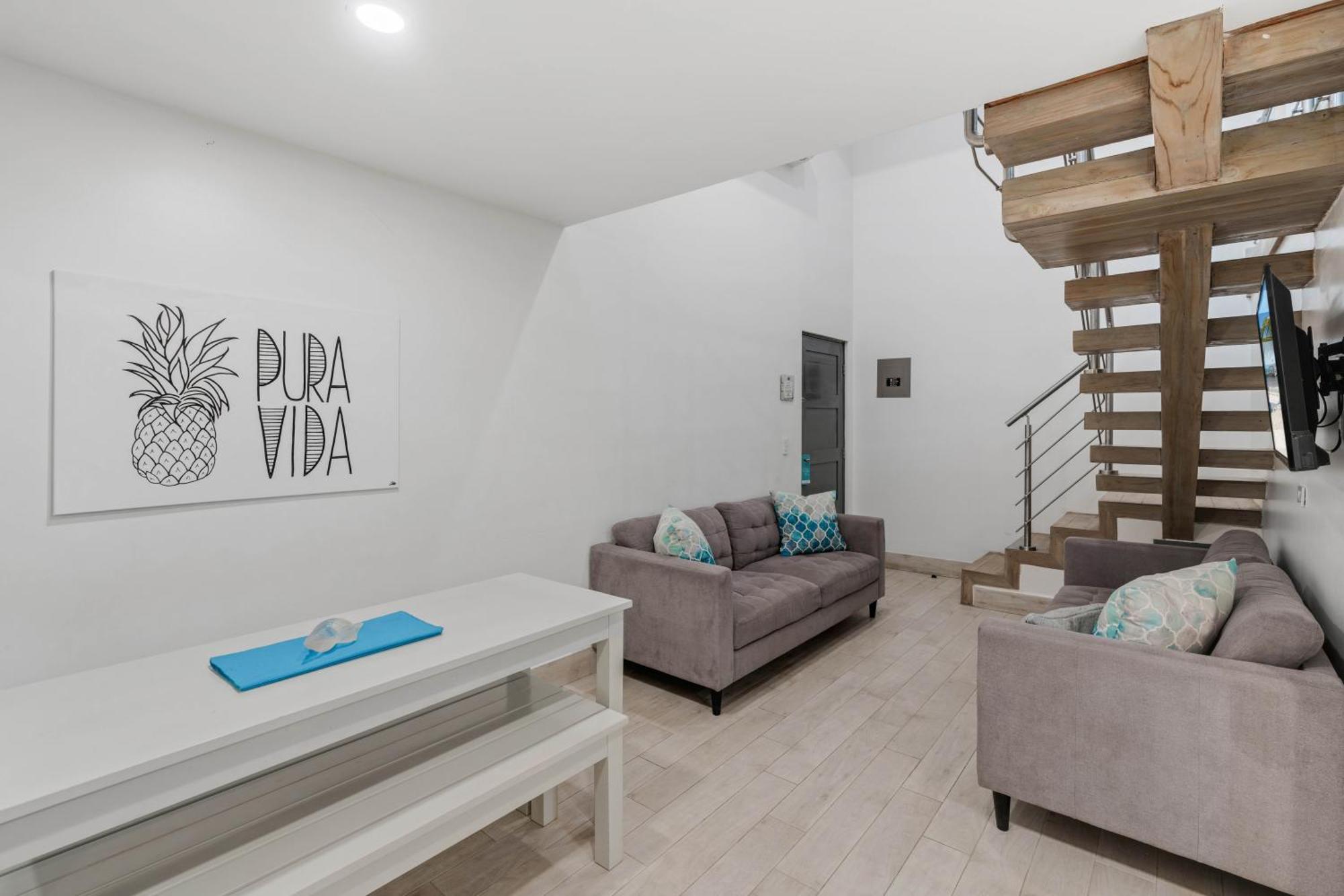 Hotel Iguana Surf Camp à Tamarindo Extérieur photo